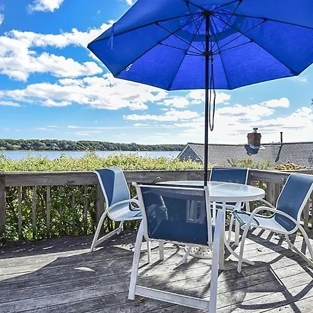 Waterfront With Amazing Views Dog Friendly Villa